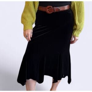 Vintage 90s Y2K black velvet midi skirt with fairy witchy handkerchief hem